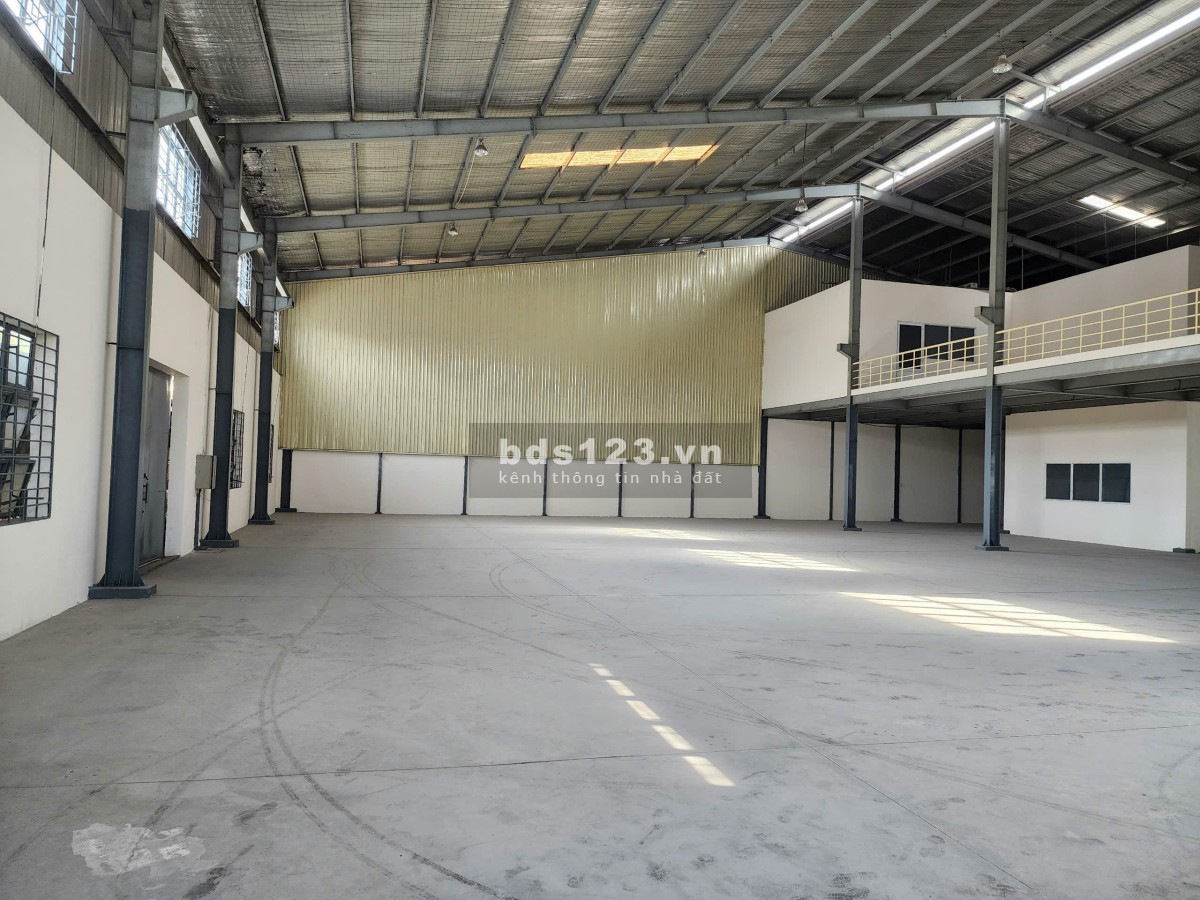 Cho thuê kho xưởng 1.660m2 trong KCN Cát Lái, Quận 2