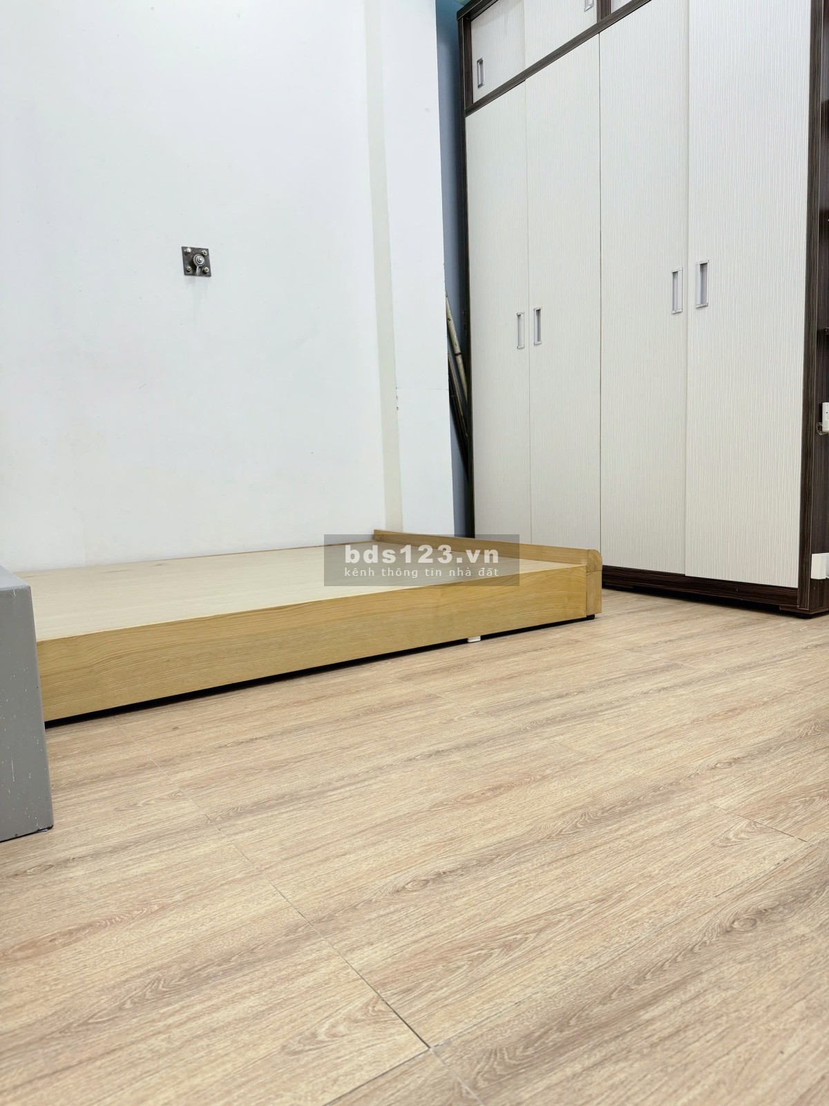 Chung cư Phan Xích Long, P2, Phú Nhuận: 75m2 - 3p ngủ, 2wc, NTCB, 10tr