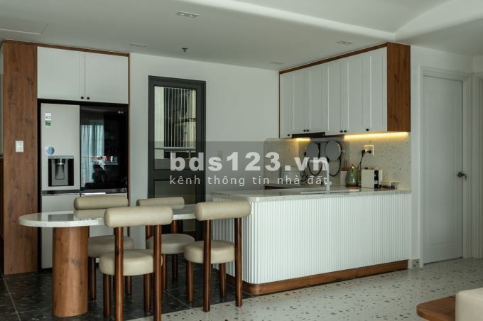 Nhà 1 Trệt 2 Lầu Tại Dĩ An, Bình Dương