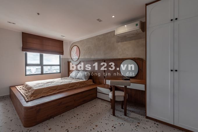 Nhà 1 Trệt 2 Lầu Tại Dĩ An, Bình Dương