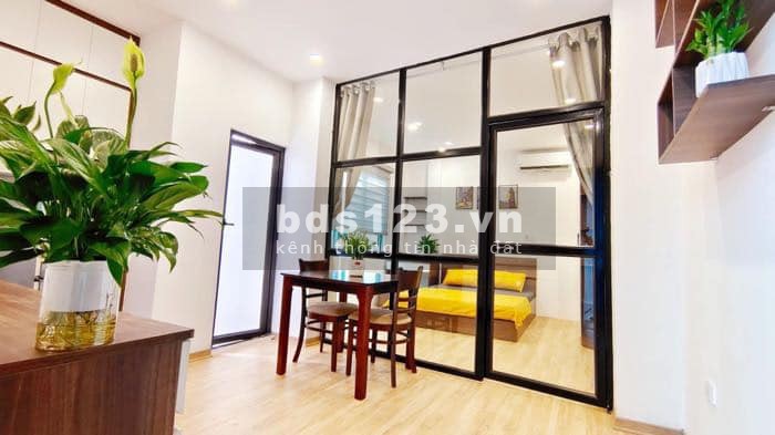 Toà CCMN Trung Tâm Cầu Giấy - Cách Mặt Phố 30M - 2 Thoáng Trước Sau - Mặt Tiền Rộng Thoáng