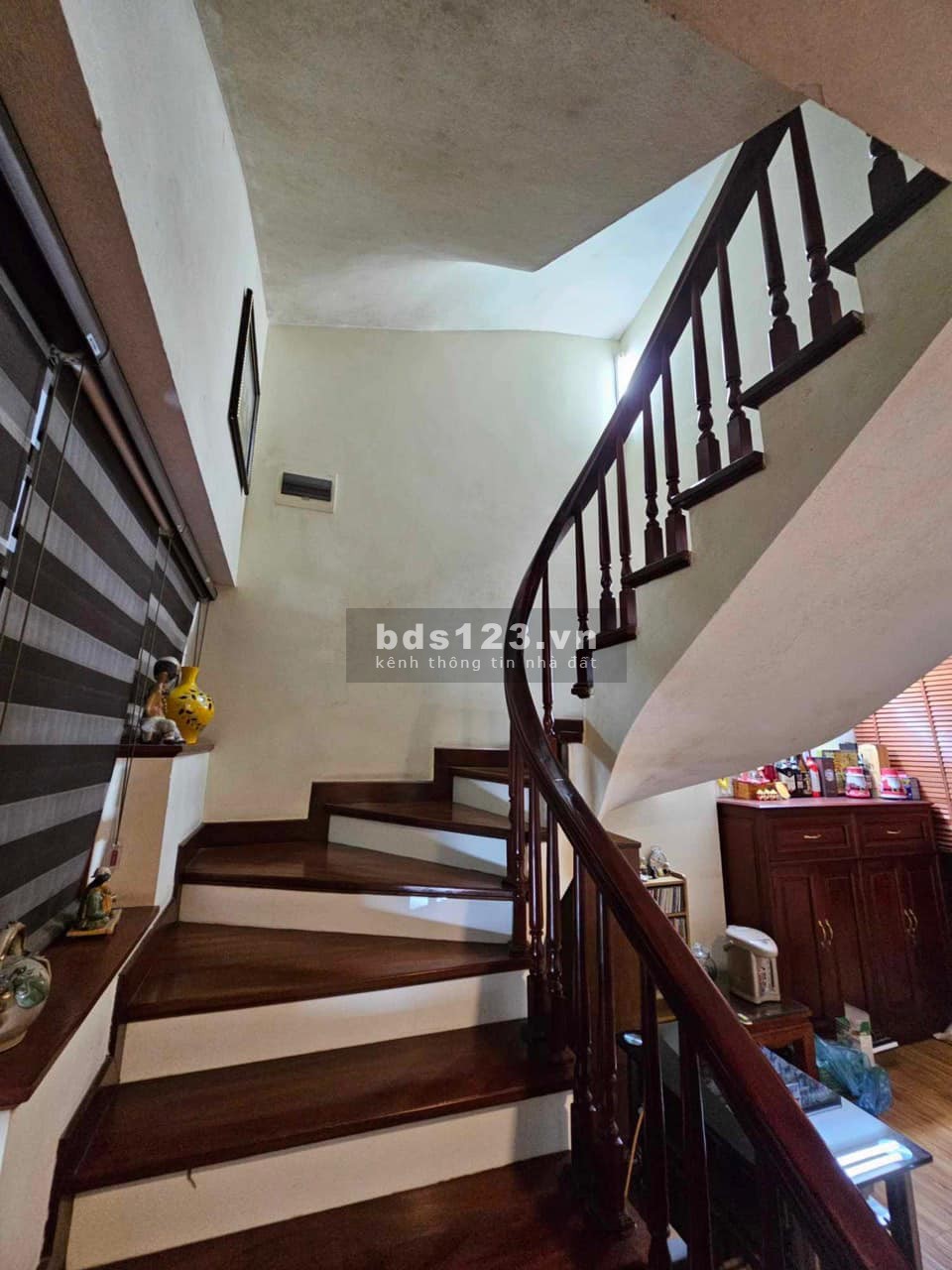 Bán Nhà ngõ 43 Phố Trung Kính, Nhà Đẹp, Mặt Ngõ Kinh Doanh DT 58m2 Xây 5 Tầng Mặt Tiền 4,6m