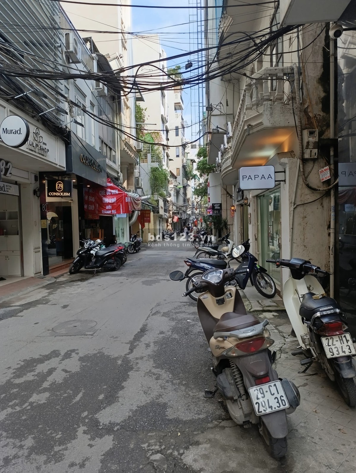 Nhà phố Đông Các đường thông vỉa hè oto đỗ cửa đang KD giá 14,9 tỷ ( TL)