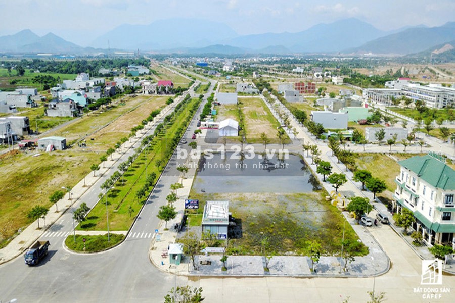 CẦN BÁN GOLDEN HILL VÀ LAKESIDE GIÁ ĐẦU TƯ