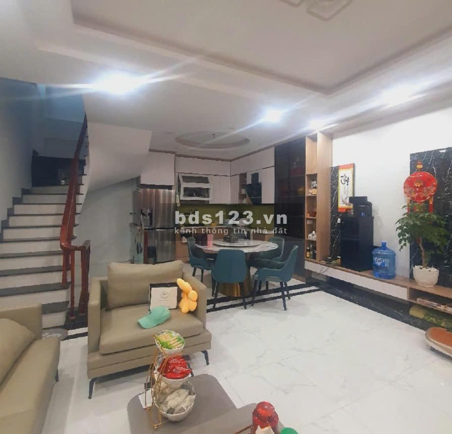 NHÀ TÂY MỖ - 38M2 - 4 TẦNG - 4 NGỦ - Ô TÔ ĐỖ CÁCH NHÀ 20M - CHÀO 5.6 TỶ