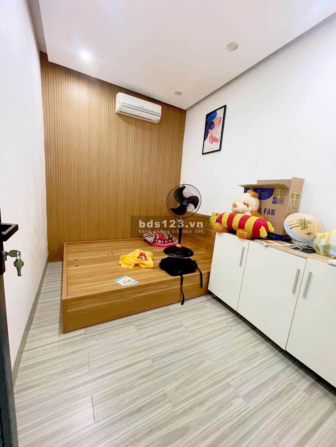 Mặt tiền Phố Tây 3 tầng ngang 5m chỉ hơn 5 tỷ