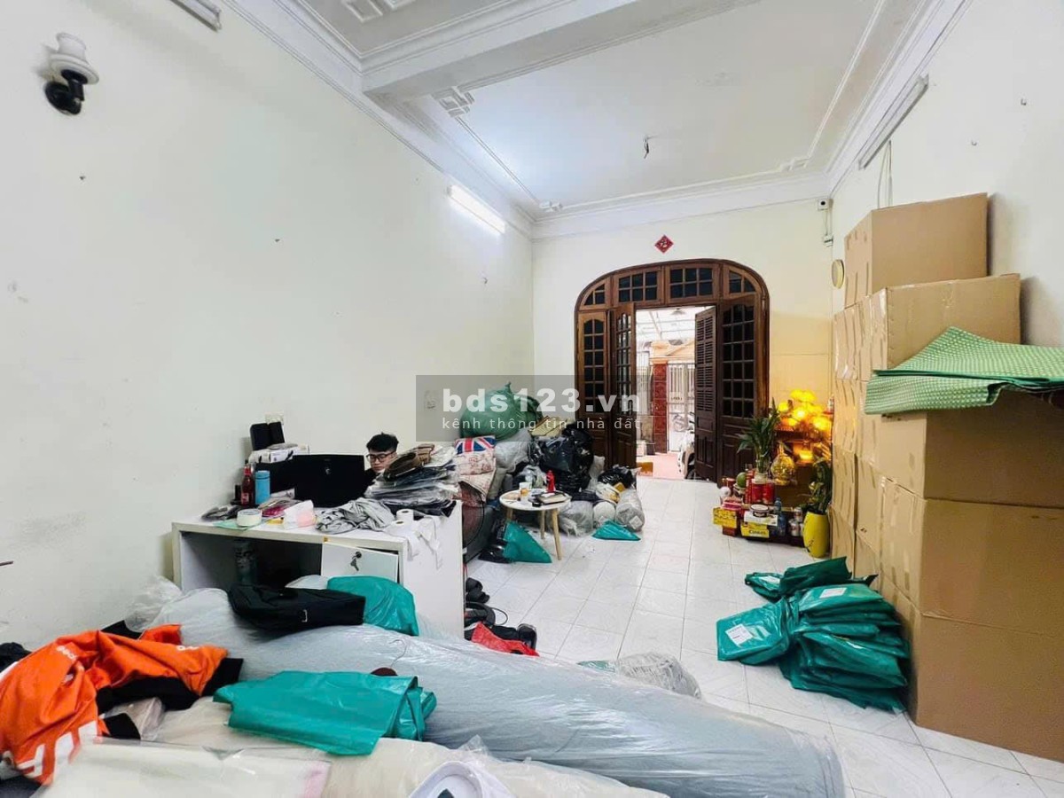 Bán nhà 4 tầng Cù Chính Lan mặt ngõ khu phân lô quân đội, nhà mới, gần phố, tiện ích hiện đại