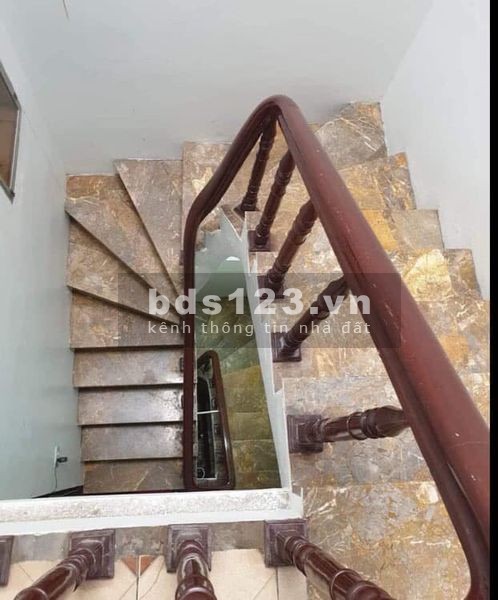 BÁN NHÀ TRUNG TÂM CẦU GIẤY - GẦN PHỐ - DOANH THU 500 TRIỆU/ NĂM - CHỦ CẦN BÁN GẤP- THÍCH LÀ CHỐT