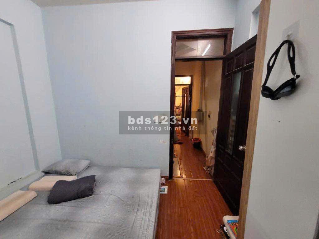 TIN HÓT!!! Bán nhà Ở 38m2 x 4 tầng, ngõ Phùng Khoang, Chỉ nhỉnh 6 tỷ