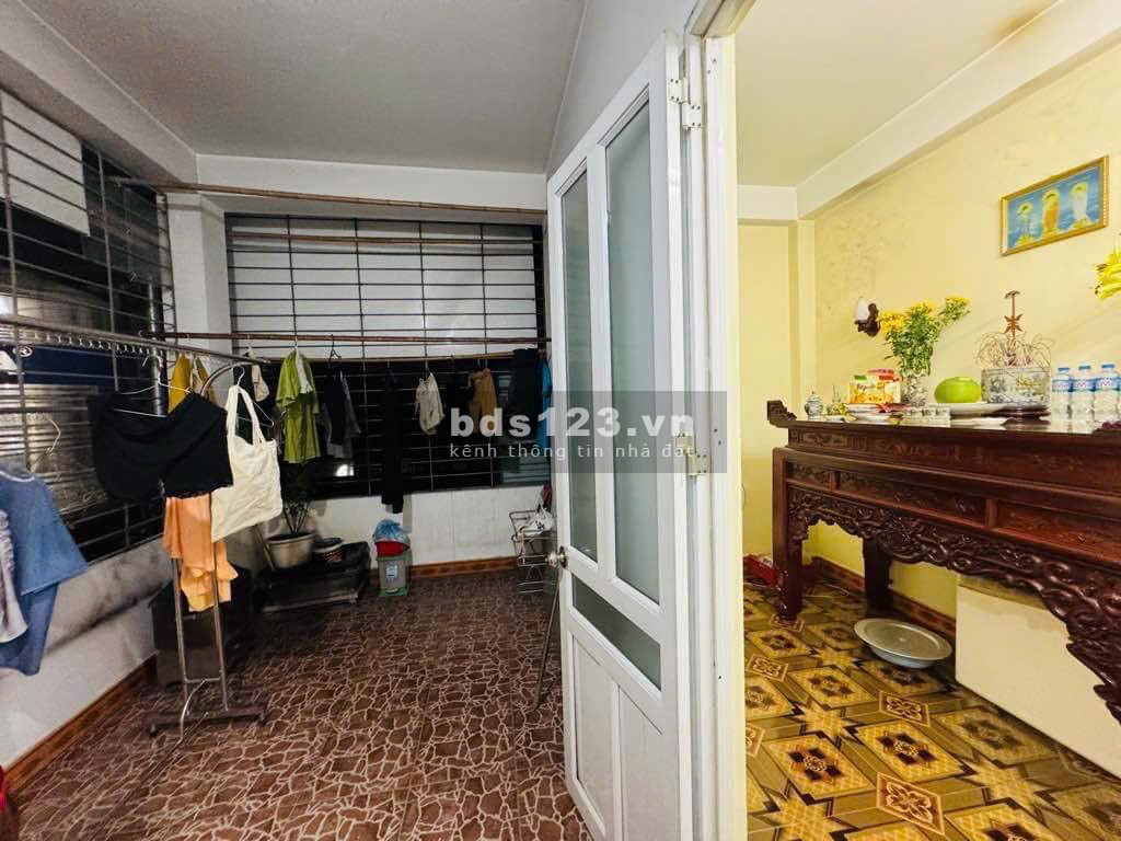 SIÊU VÍP! CC CẦN BÁN nhà Ở 28 m2 x 5 tầng, ngõ Phùng Khoang. Chỉ nhỉnh 5 tỷ