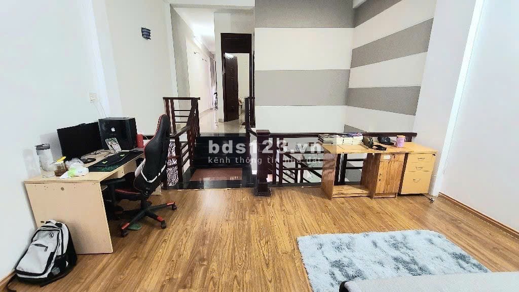 Mặt tiền Mỹ An gần view sông giá hơn 5 tỷ
