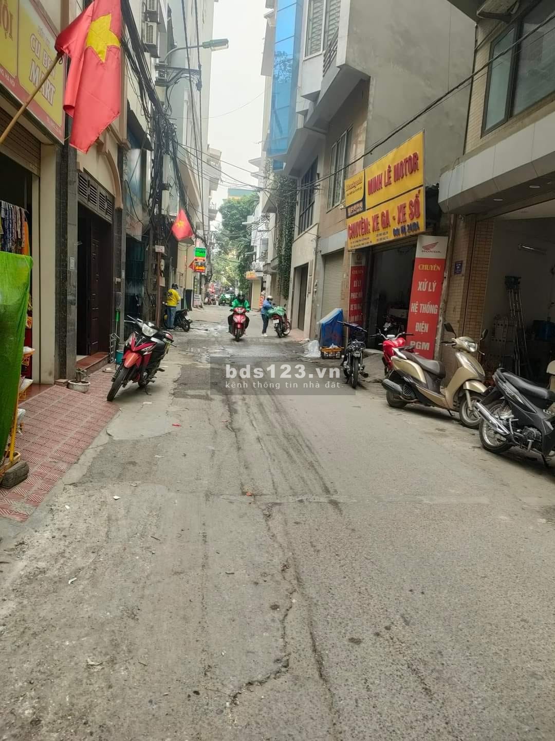 Bán Nhà Mễ TRì Thượng, Nhà Phân Lô - Ô Tô Tránh Kinh Doanh, DT 40m2 x6 Tầng, Mặt Tiền 4,5m
