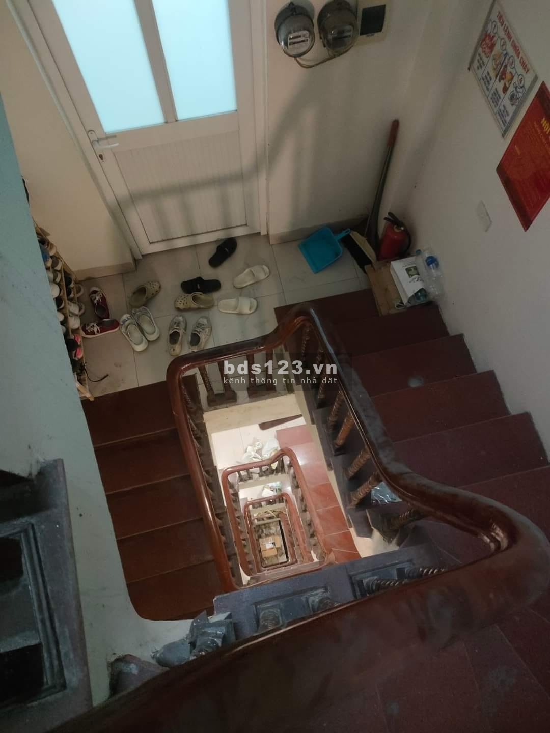 Bán Nhà Mễ TRì Thượng, Nhà Phân Lô - Ô Tô Tránh Kinh Doanh, DT 40m2 x6 Tầng, Mặt Tiền 4,5m