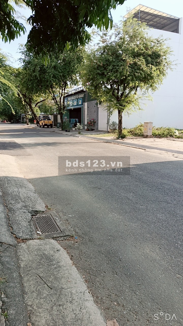 [Giá siêu tốt] Bán Biệt thự MT Đường 33 Quận 2, 8mx24m, 4 tầng, 28 tỷ