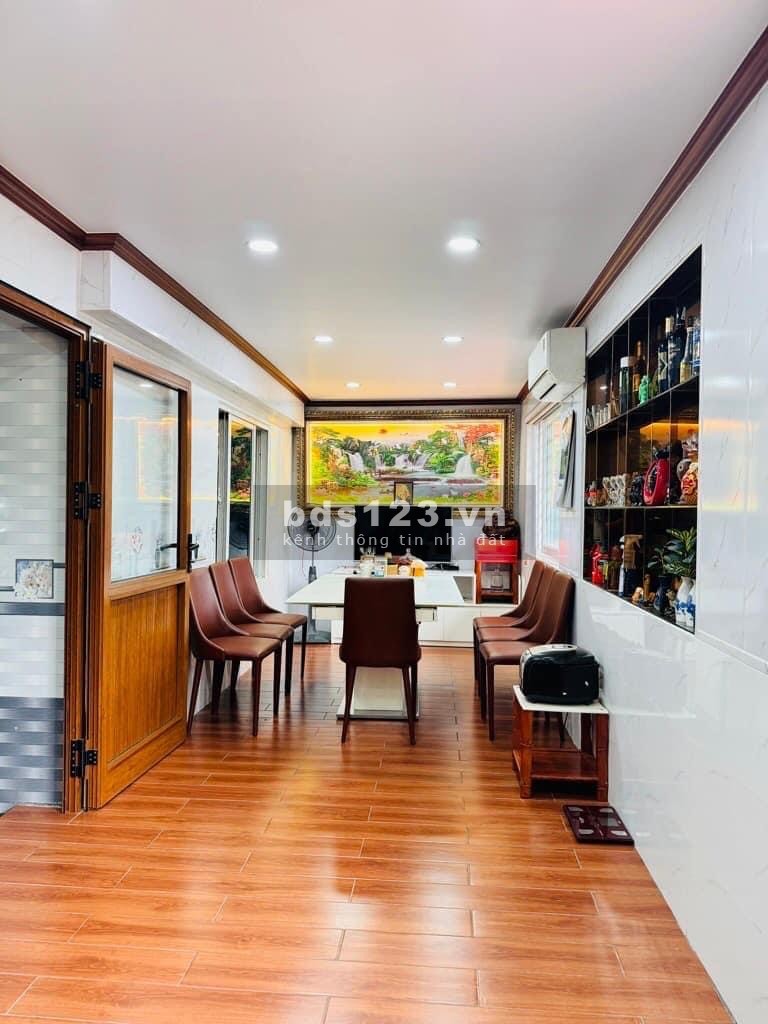 Siêu víp full nội thất xịn sò. Bán chung cư CT2A Lê Đức thọ Mỹ đình