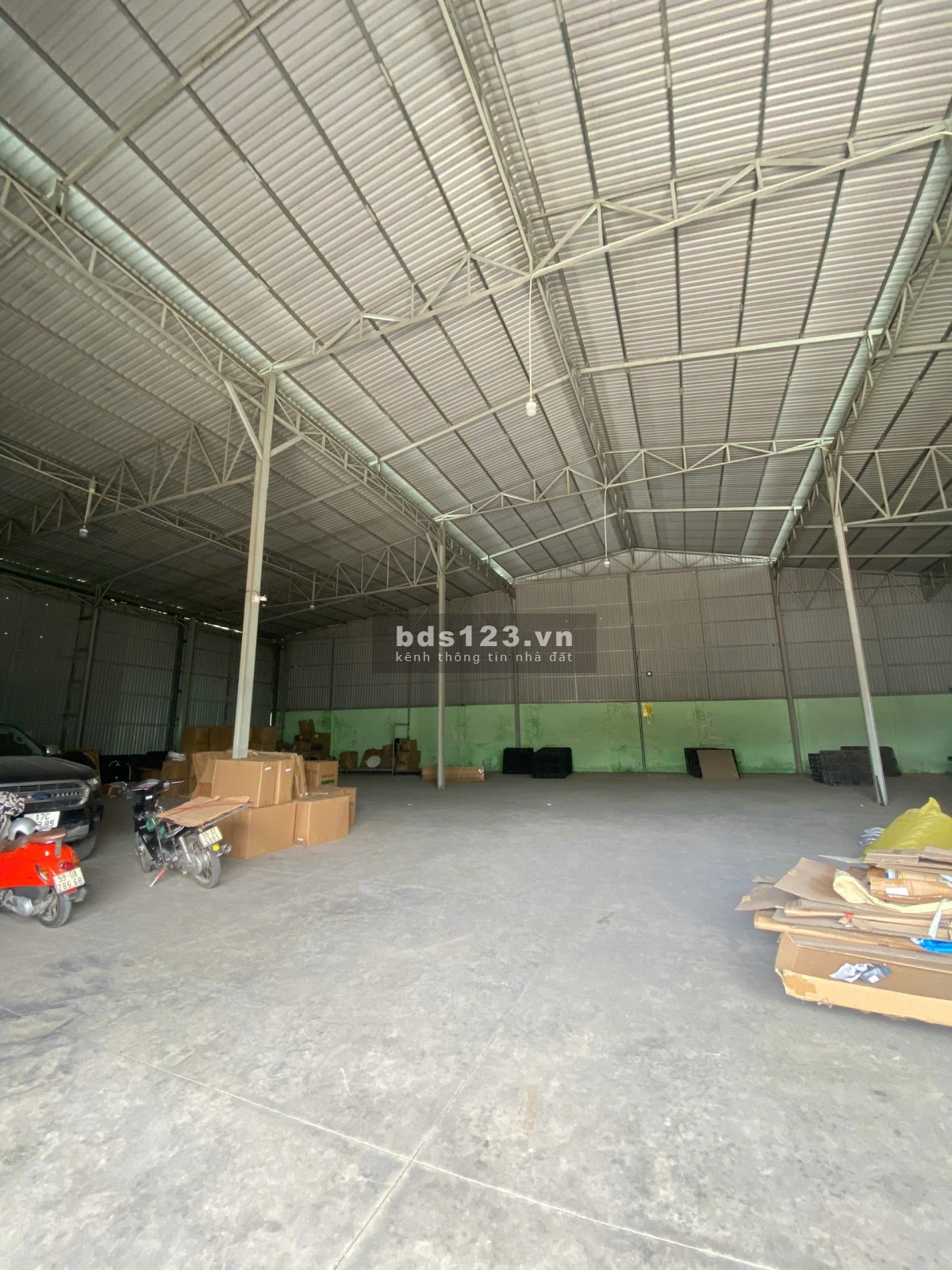 Cho thuê kho xưởng 680m2 Nguyễn Xiển, phường Long Bình, Quận 9
