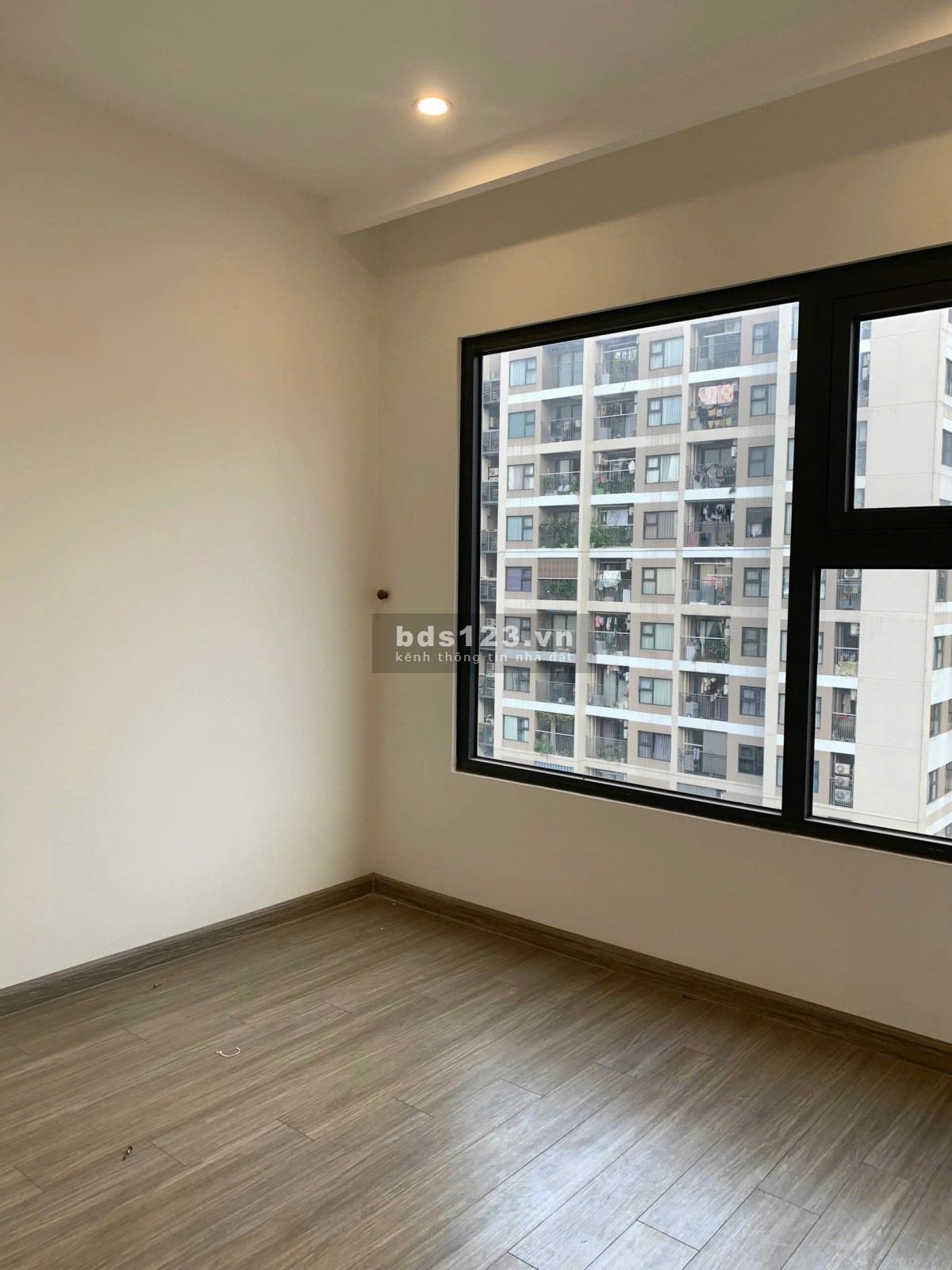 BÁN GẤP CĂN 2N LẤY TIỀN MUA NHÀ TO HƠN