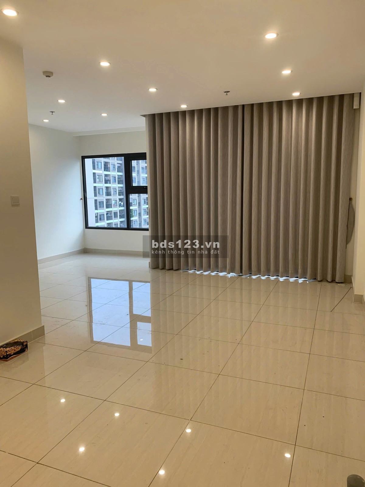 BÁN GẤP CĂN 2N LẤY TIỀN MUA NHÀ TO HƠN