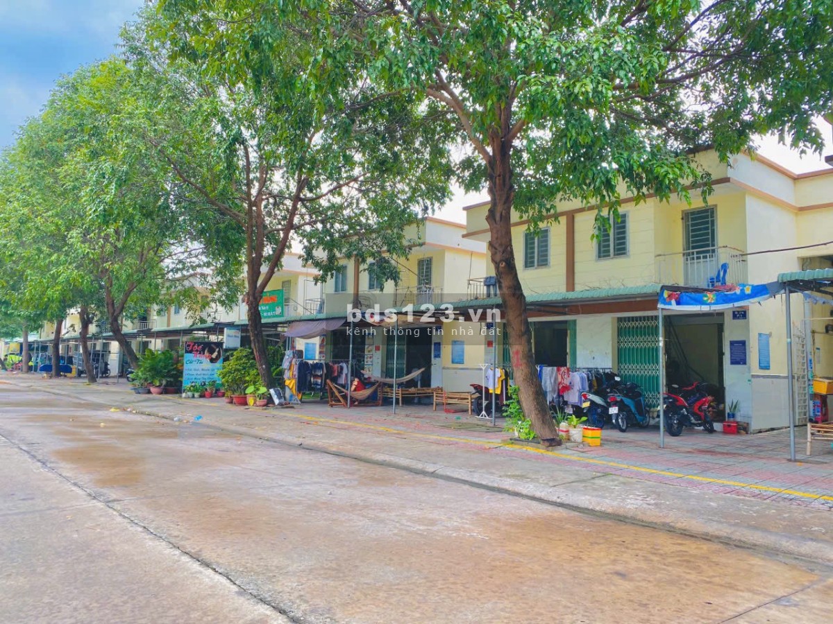 Chỉ Với 500tr Có Thể Sở Hữu 5 Căn Nhà Trên Nền Mặt Tiền 5m