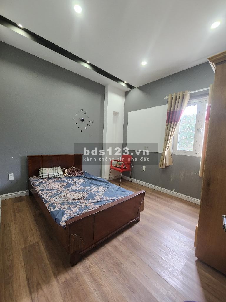 Chính chủ bán nhà mặt tiền kinh doanh giá chỉ 10tỷ500 tại Phong Phú, Bình Chánh