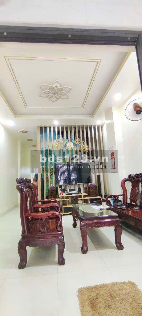 Bán Nhà Dân Xây Phú Diễn, Nhà Mới Đẹp, Ở Ngay, 60m2, giá 7tỷ3