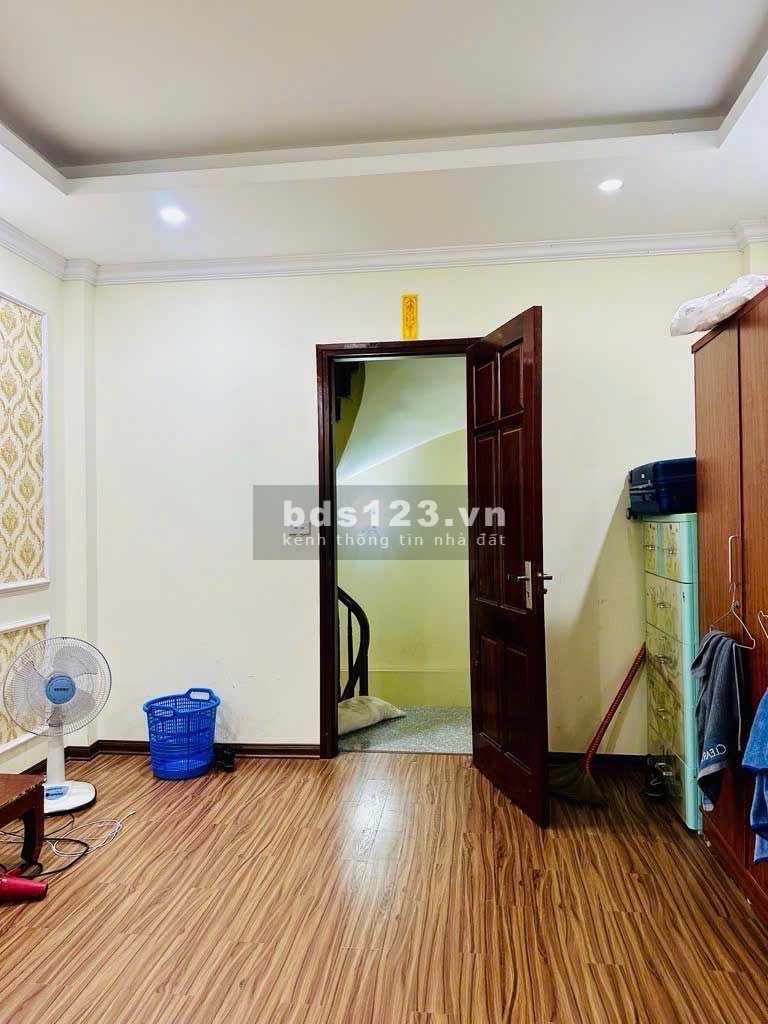 Bán nhà Xuân Phương, 5 tầng, dân xây, full nội thất, về ở ngay, diện tích 30 m2, giá 4.78 tỷ