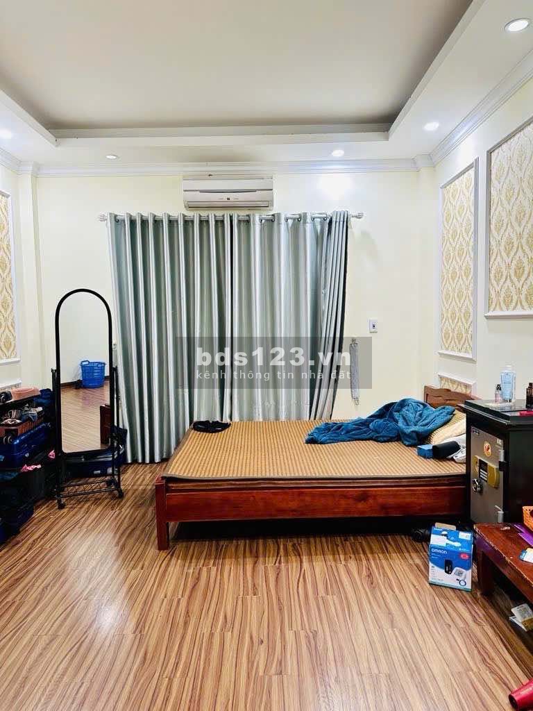 Bán nhà Xuân Phương, 5 tầng, dân xây, full nội thất, về ở ngay, diện tích 30 m2, giá 4.78 tỷ