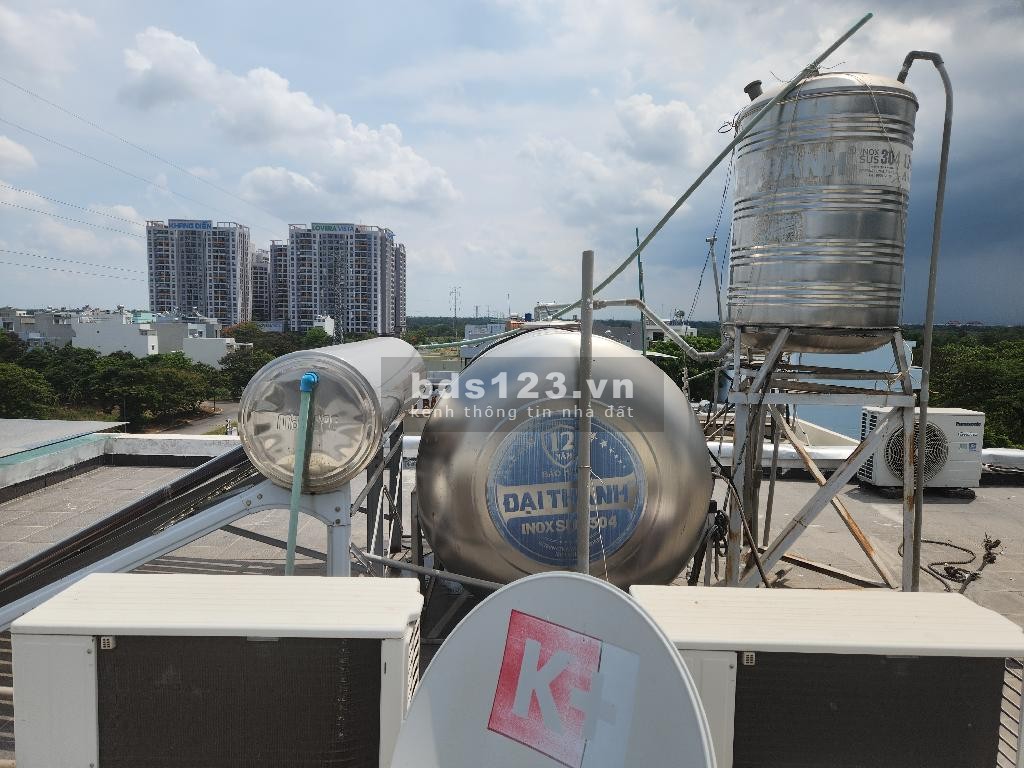 Chính chủ bán nhà mặt tiền kinh doanh giá chỉ 10tỷ500 tại Phong Phú, Bình Chánh