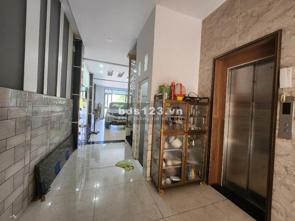 Chính chủ bán nhà mặt tiền kinh doanh giá chỉ 10tỷ500 tại Phong Phú, Bình Chánh