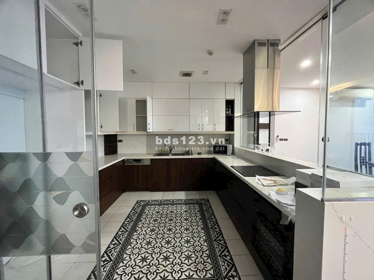 [HIẾM] Bán căn góc 3 ngủ view Hồ Tây, N01T5 Ngoại Giao Đoàn, dt 189,5 m2