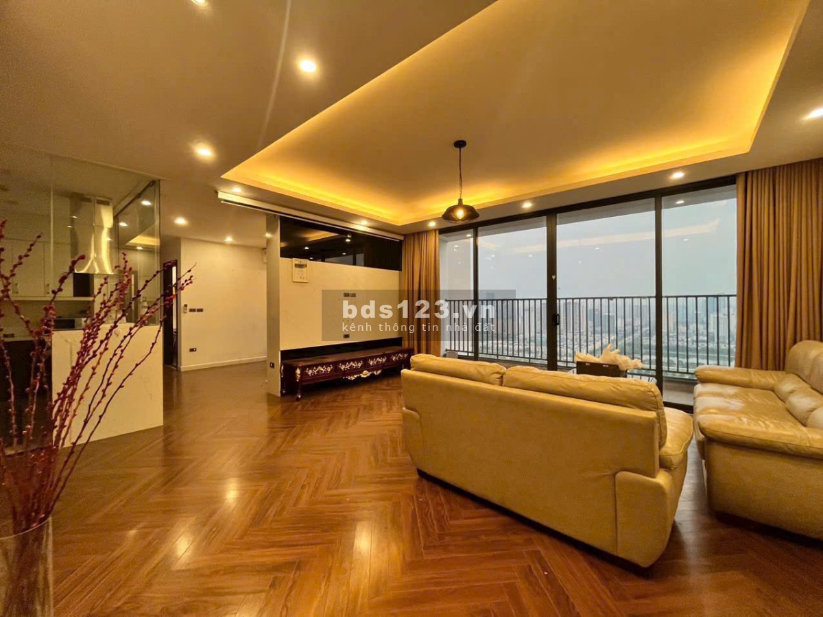 [HIẾM] Bán căn góc 3 ngủ view Hồ Tây, N01T5 Ngoại Giao Đoàn, dt 189,5 m2