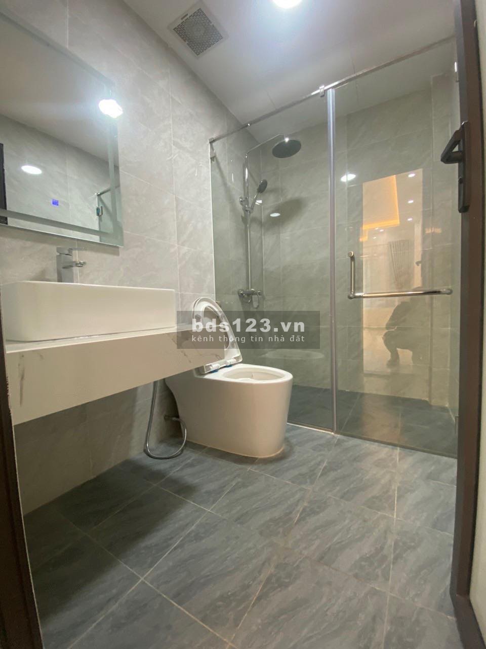 BÁN NHÀ MỸ ĐÌNH, NHÀ MỚI XÂY CỰC ĐẸP, RẤT GẦN PHỐ..