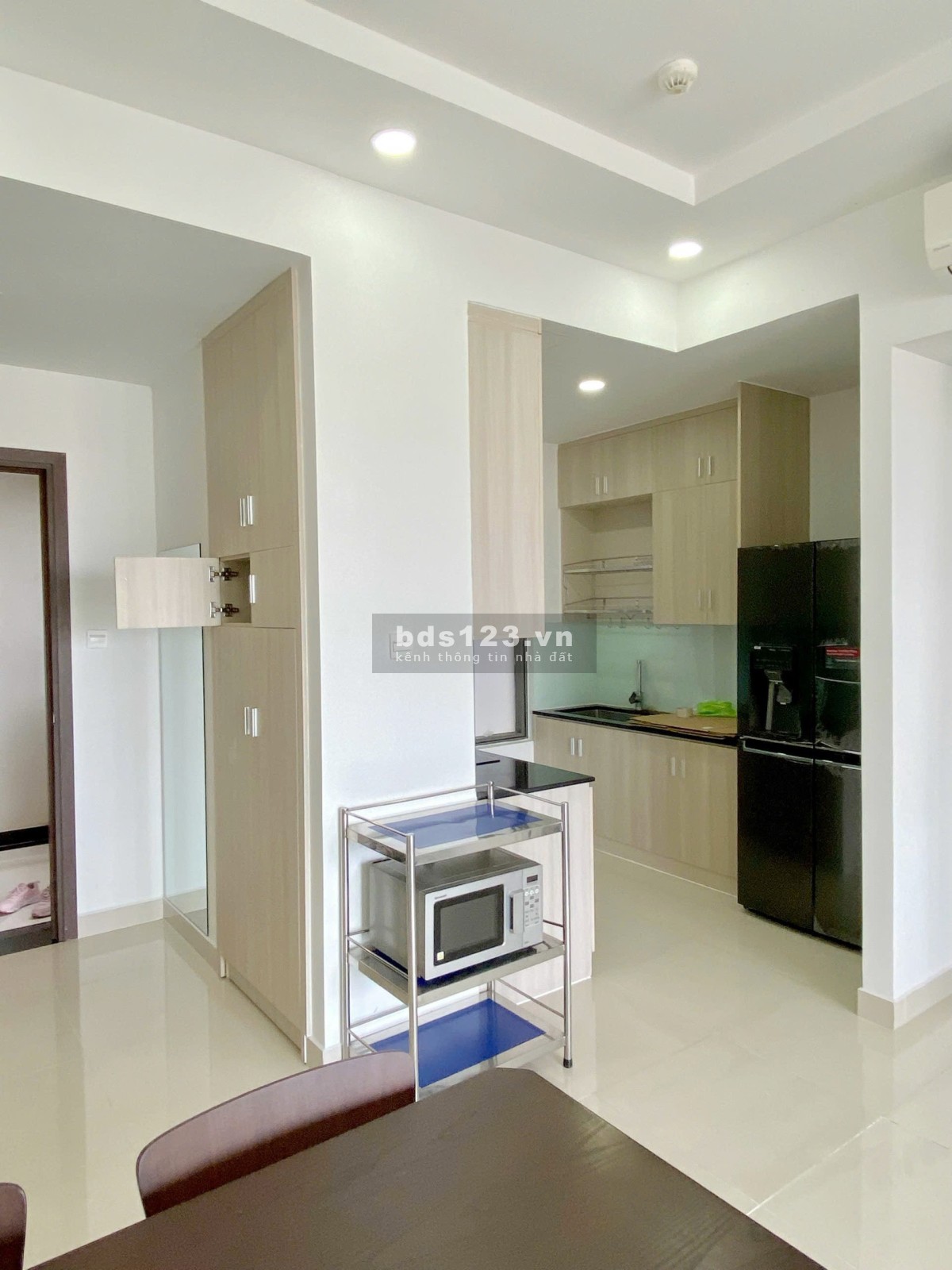 Trống sẵn cho thuê 3PN giá tốt The Sun Avenue