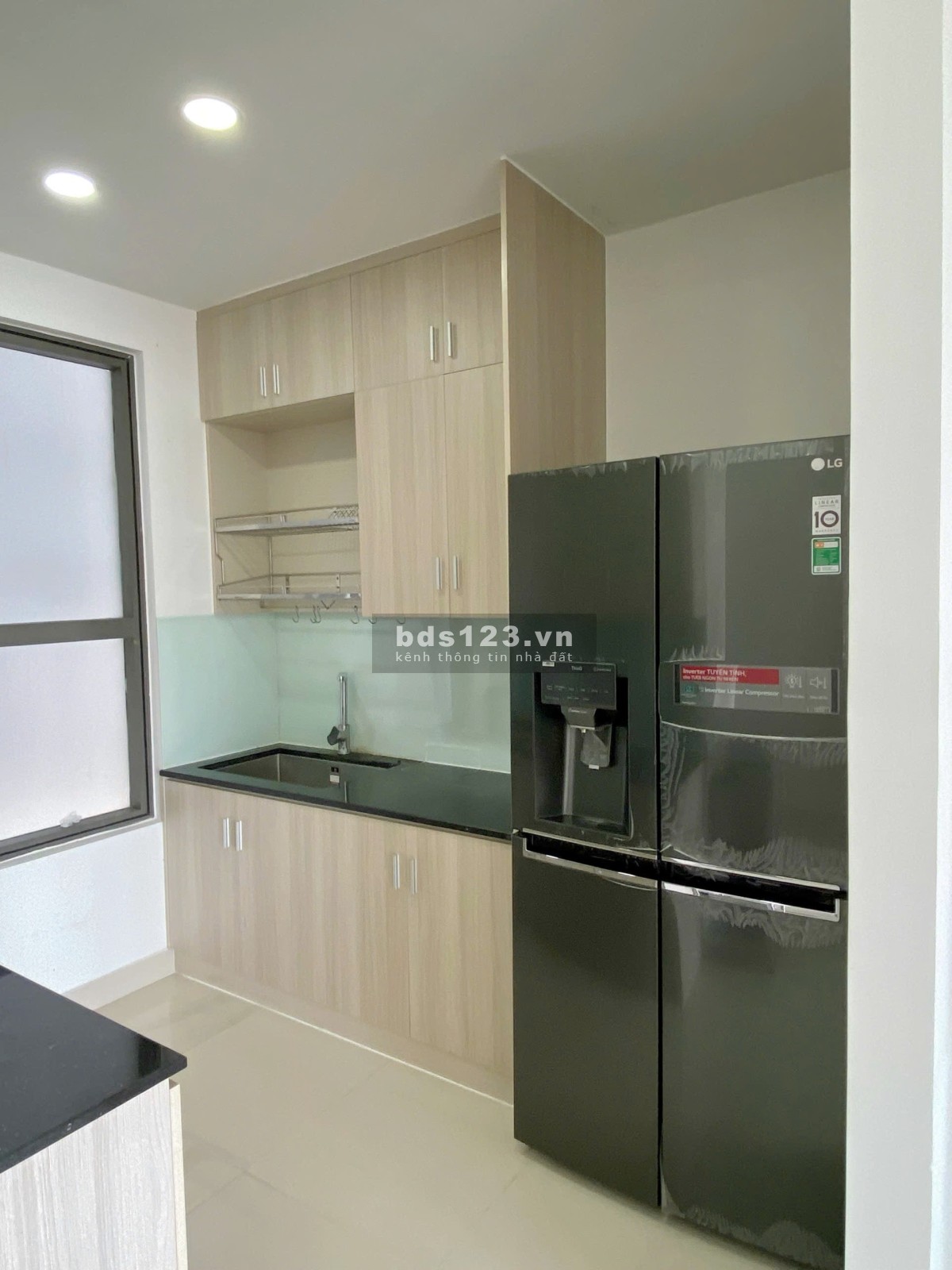 Trống sẵn cho thuê 3PN giá tốt The Sun Avenue
