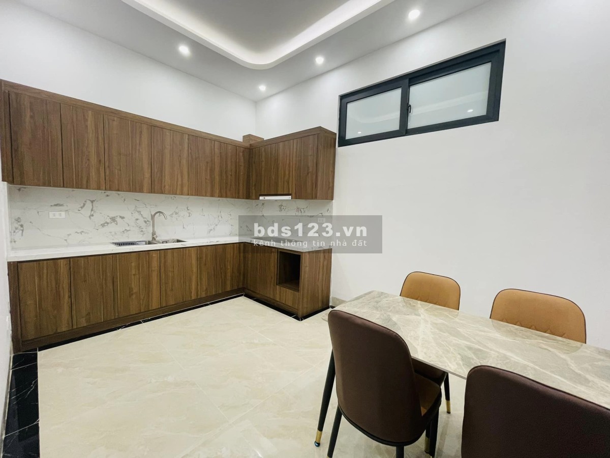 NHÀ ĐẸP 50M2 HỒ TÙNG MẬU - MỚI TINH TƯƠM - XÁCH VA LI ĐẾN Ở