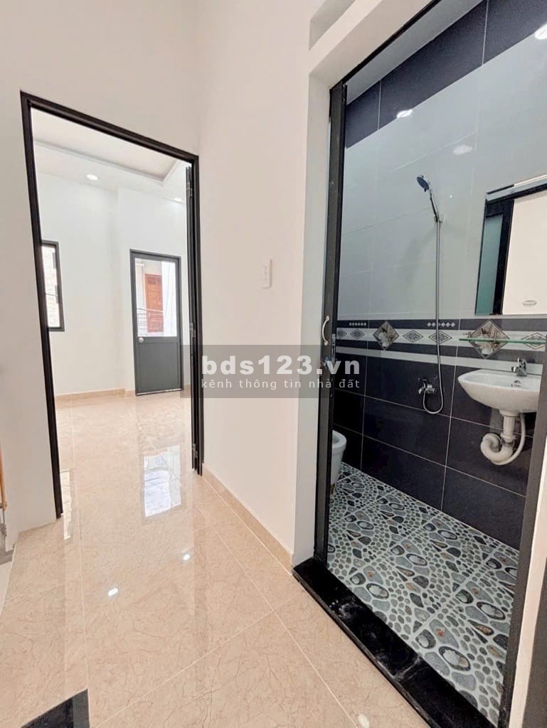 NHÀ 2 TẦNG MỚI ĐẸP - SỔ ĐẸP HOÀN CÔNG ĐỦ - GIÁ CHỈ NHỈNH 4 TỶ XÍU XIU