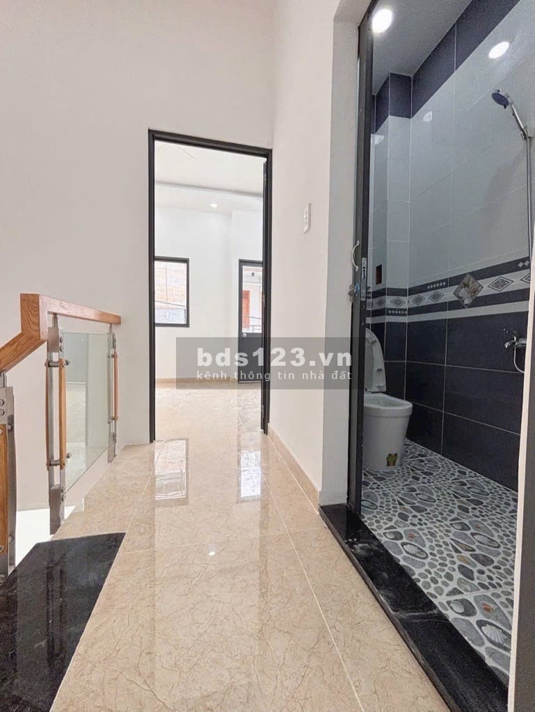 NHÀ 2 TẦNG MỚI ĐẸP - SỔ ĐẸP HOÀN CÔNG ĐỦ - GIÁ CHỈ NHỈNH 4 TỶ XÍU XIU