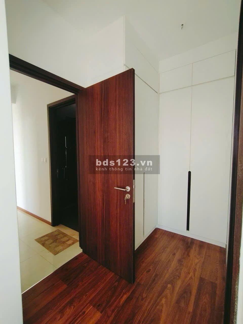 One Verandah cho thuê căn 2 phòng ngủ 17tr/tháng view sông Đông Nam đang trống sẵn