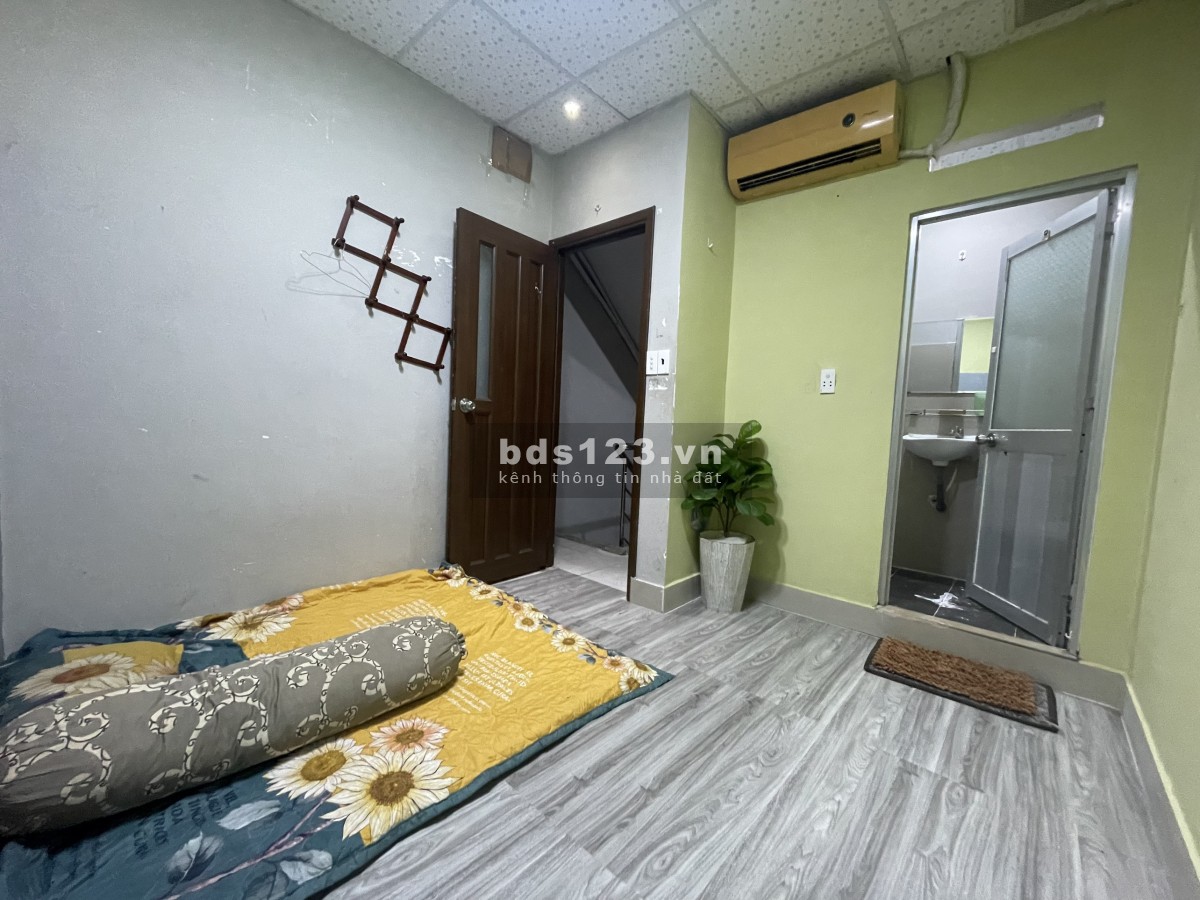 Phòng 18m2 có toilet riêng giờ tự do Q10, Tô Hiến Thành