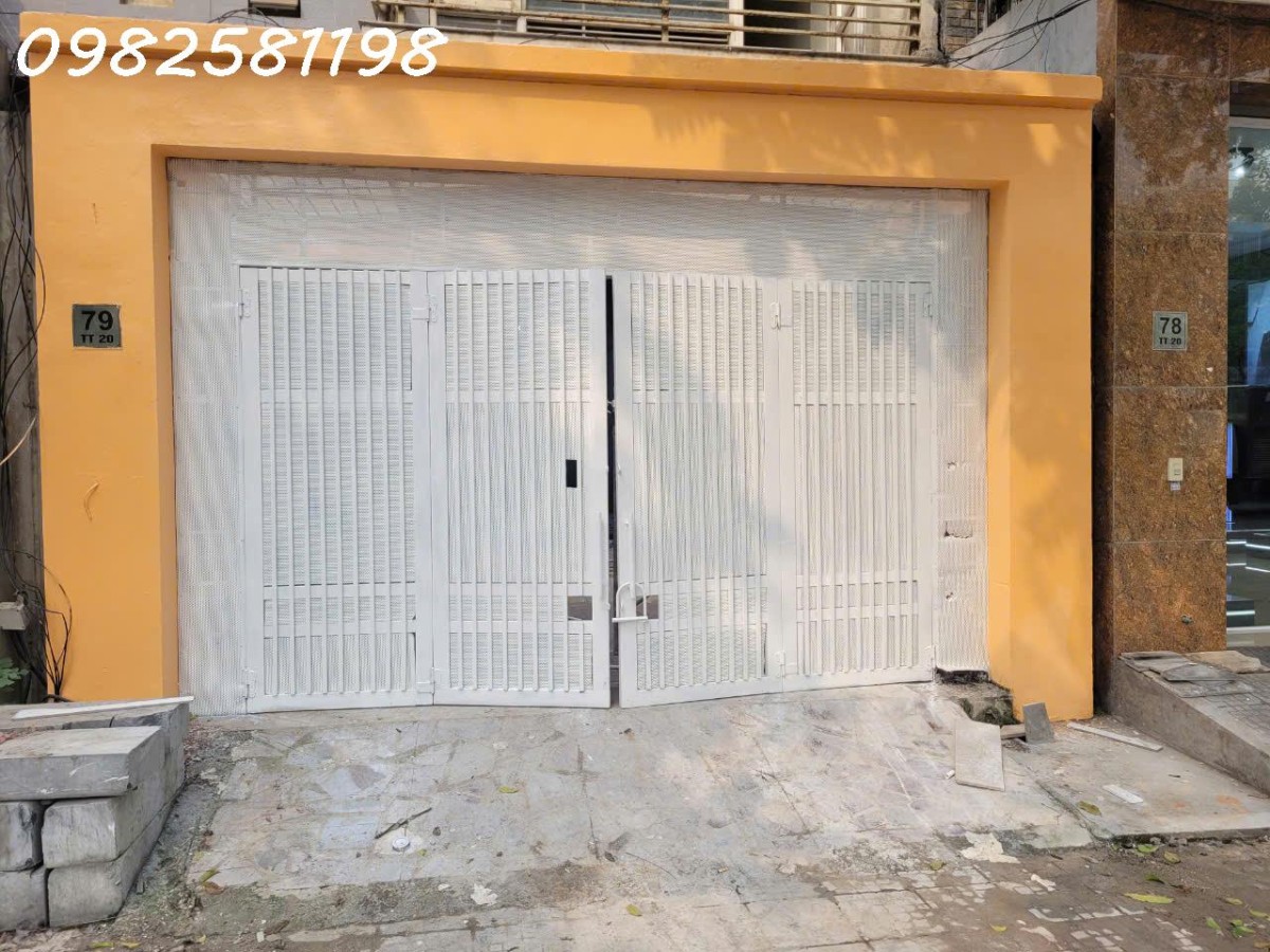 Chính chủ cho thuê nhà 79TT20 mặt phố Văn Khê đường 42m.