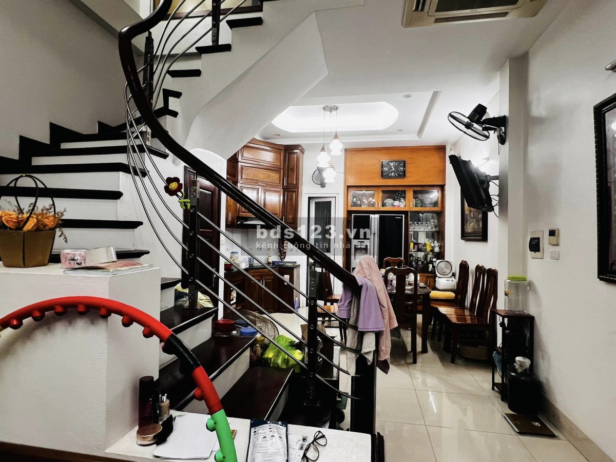 NHÀ MẶT PHỐ NGUYỄN HOÀNG NAM TỪ LIÊM 76M 5TẦNG MẶT PHỐ ĐÔNG ĐÚC KINH DOANH NGÀY ĐÊM 39,5TỶ