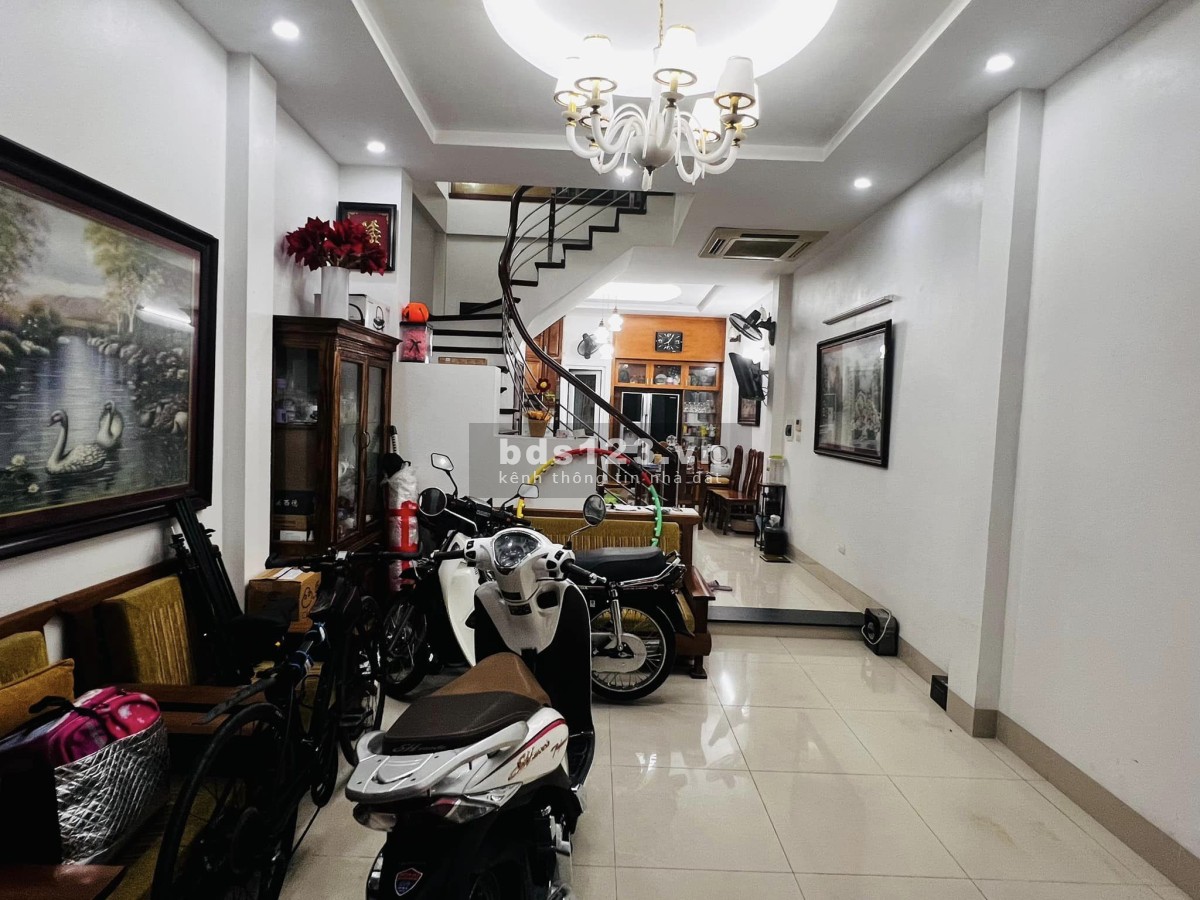 NHÀ MẶT PHỐ NGUYỄN HOÀNG NAM TỪ LIÊM 76M 5TẦNG MẶT PHỐ ĐÔNG ĐÚC KINH DOANH NGÀY ĐÊM 39,5TỶ