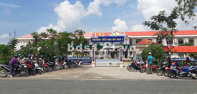 Bán gấp lô đất ngộp Bình Phước giá 190tr 2240m2 sổ riêng thổ cư, đất nhà mình chính chủ