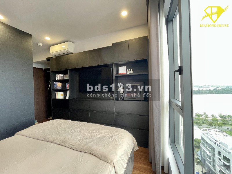 Cần bán căn hộ 3 phòng ngủ full nôi thất cao cấp view sông SG tại One Verandah Quận 2