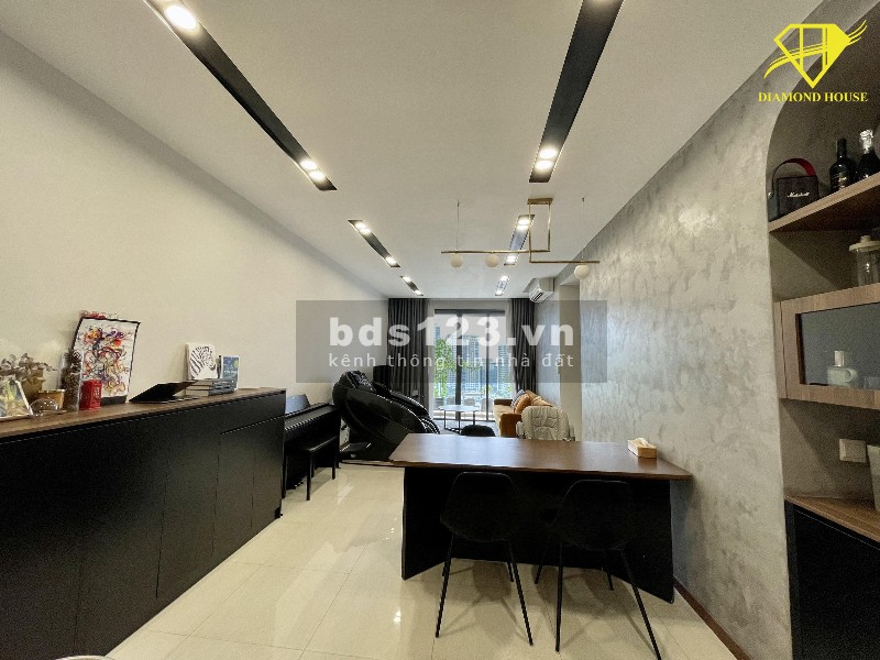 Cần bán căn hộ 3 phòng ngủ full nôi thất cao cấp view sông SG tại One Verandah Quận 2