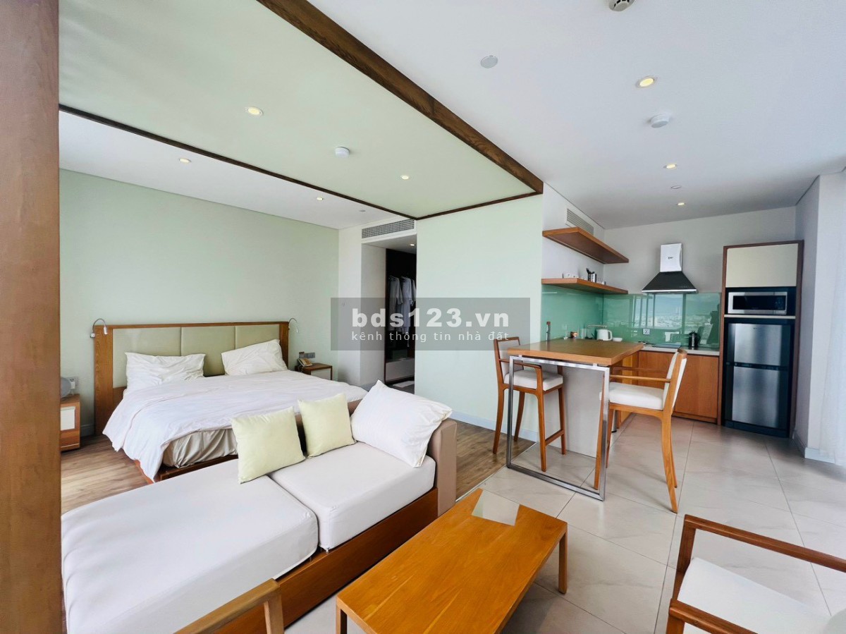 Chủ kẹt tiền giảm 300 triệu bán gấp căn 2PN View trực biển, tặng đầy đủ nội thất, sổ đỏ rõ ràng