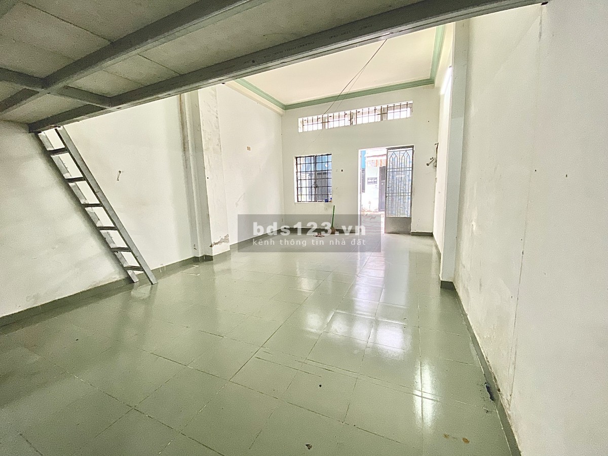MẶT BẰNG: 50m2 + gác lửng, gần AEON TÂN PHÚ hợp: tiệm tóc, giặt ủi, Online