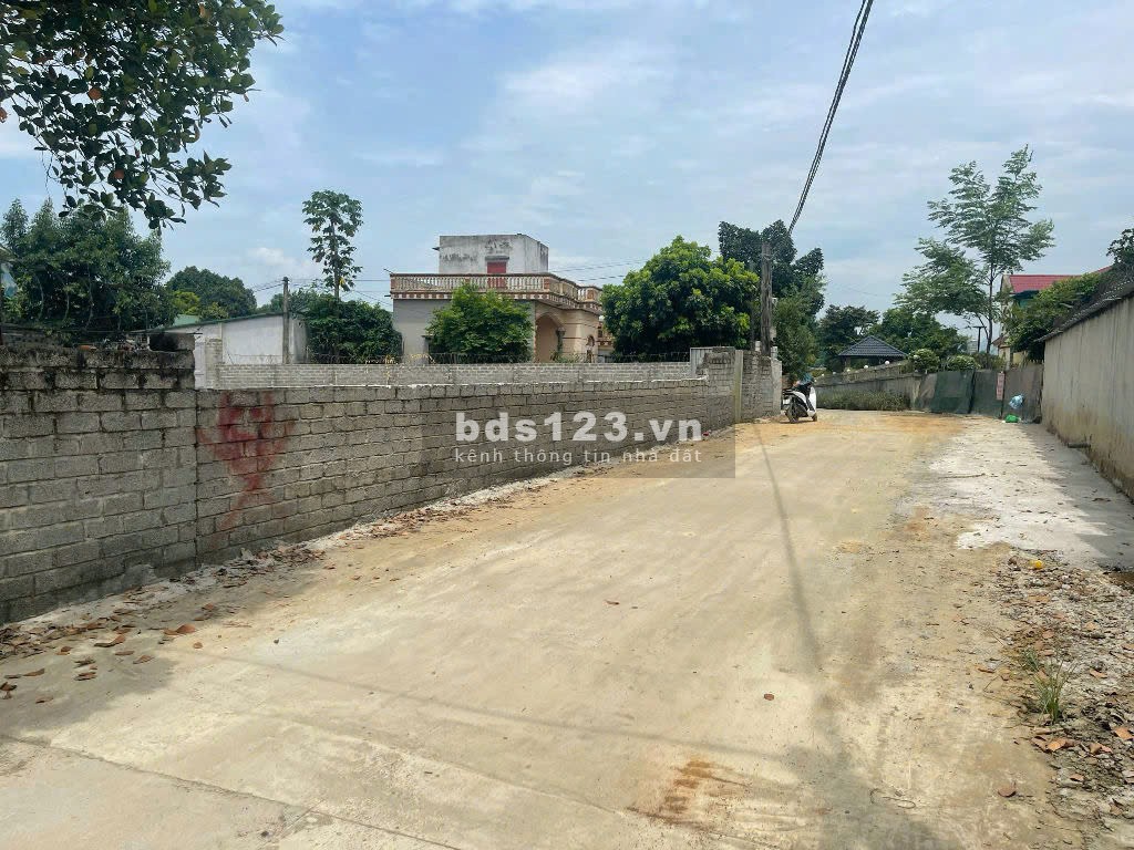 819m² có 350m² thổ cư – Nhuận Trạch – Lương Sơn – Hòa Bình đất vuông vắn nở hậu, 2mặt tiền