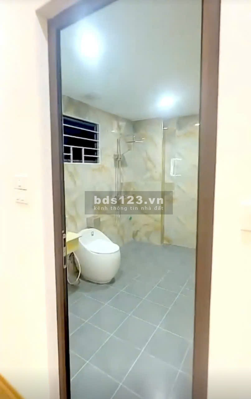 Cho thuê nhà 50m2, 6 tầng mới tinh tại tổ 8 Thạch Bàn