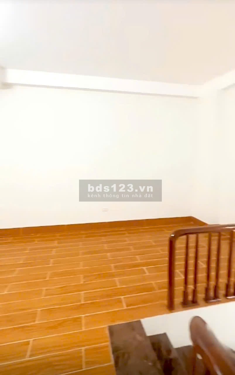 Cho thuê nhà 50m2, 6 tầng mới tinh tại tổ 8 Thạch Bàn